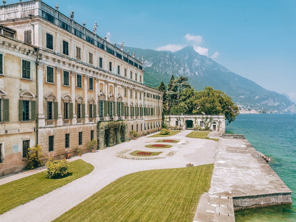 monicarazzi's tweet photo. Villa Bettoni a Bogliaco di Gargnano è una delle dimore storiche più belle del lago di Garda. Tra giardini all'italiana, bianche scalinate, limonaie e l'azzurro del lago è davvero una location da sogno. Vi porto a scoprirla con me. https://t.co/wn9HAlgnLK https://t.co/mypB3y6QZd