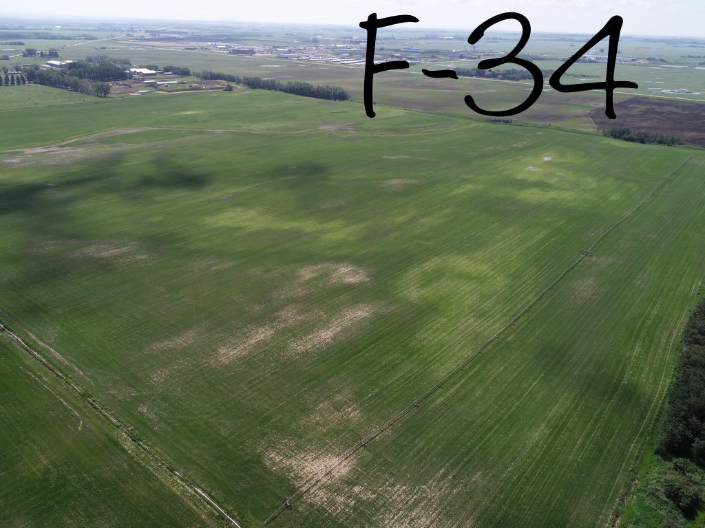 AdvancedAgTech's tweet photo. Wow! We applied ACF-SR to this large turf operation 3 weeks ago. Field 34 is control and field 33 is treated. https://t.co/3tjLtVHDdO