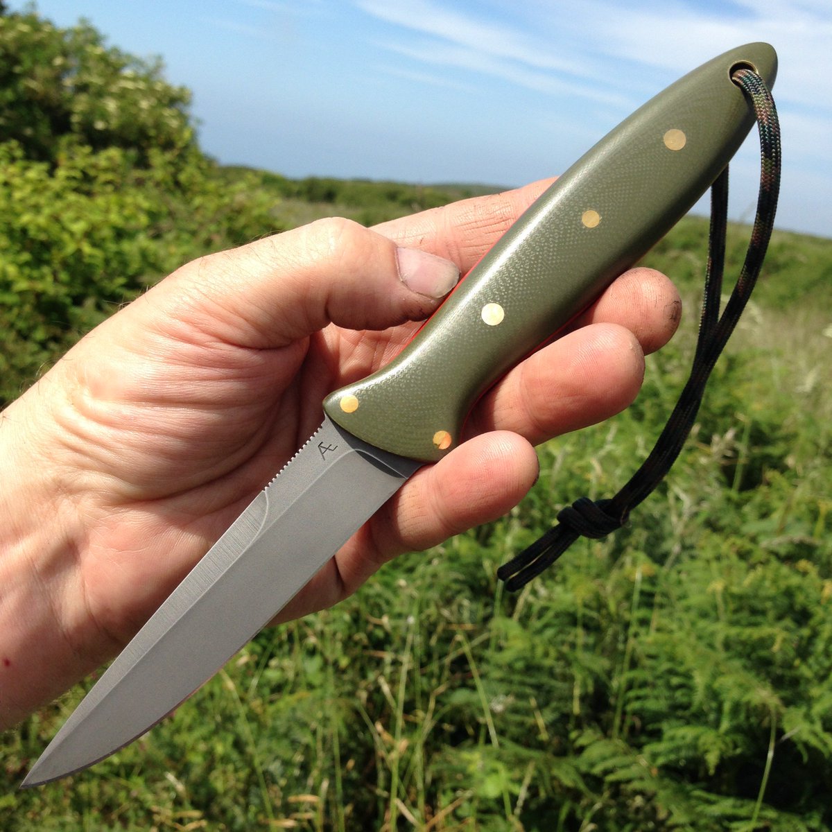 AEcustomknives's tweet photo. Tactical edc in acid washed RWL-34 #adrianetheridgeknives #ukknifemaker #knivesuk #handmadeknife #tactical #camo #outdoors https://t.co/ZyHrXk2Rlx