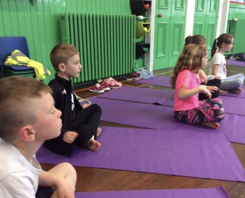 We have the best volunteers, staff and pupils! #OtterlyGreat #YogaSessions #ILoveMySchool @Aberdeenshire