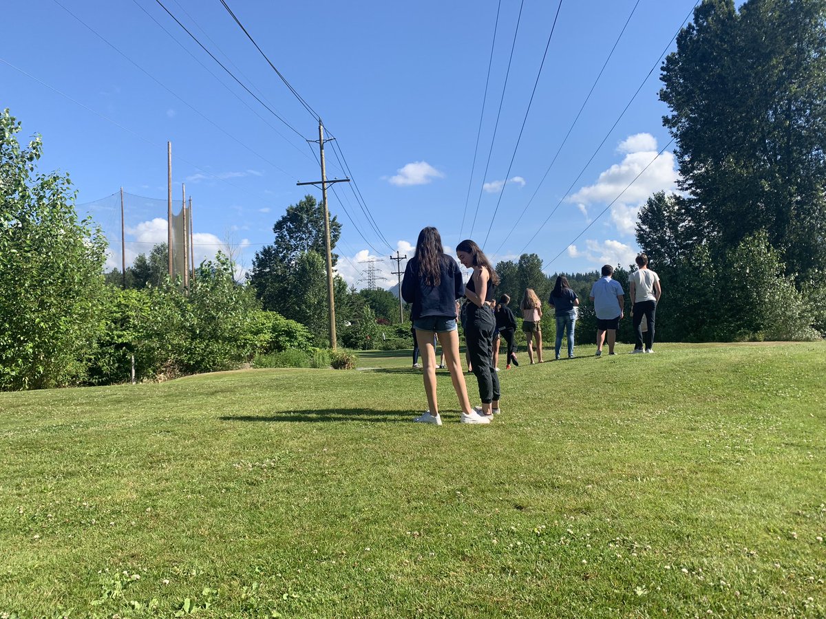 Grade 8-10 mentorship training in full swing this morning. <a href="/RockridgeSS/">Rockridge Secondary</a>