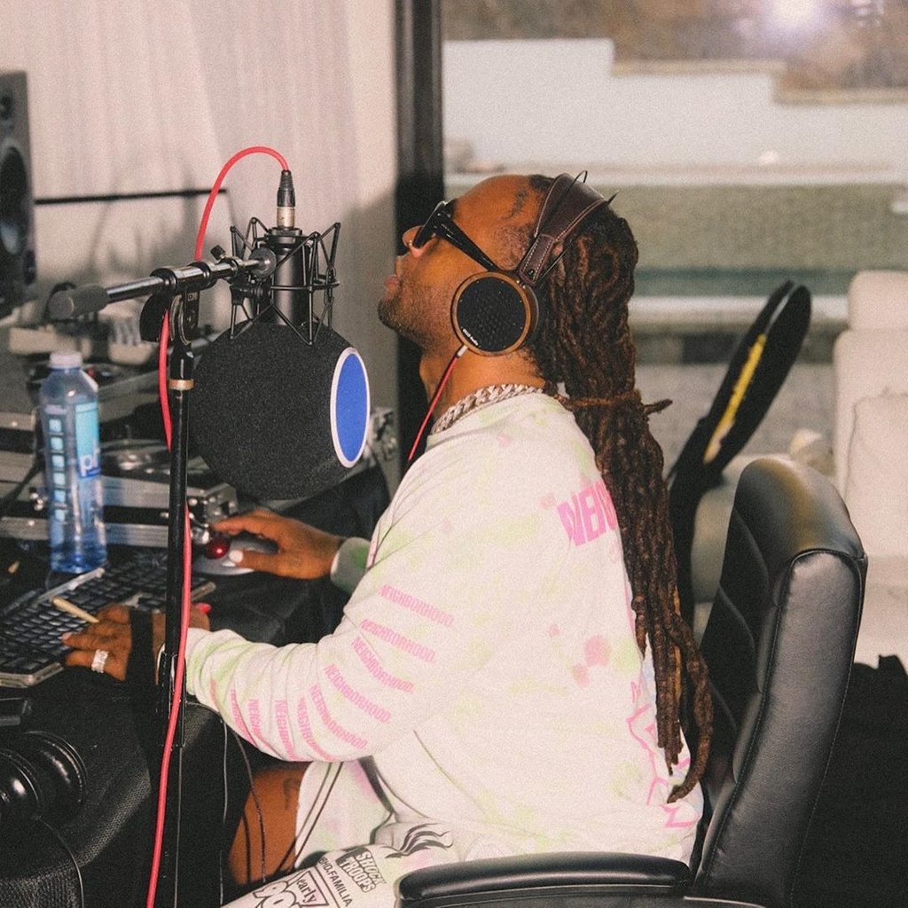 @tydollasign stopped by @2fourhrs place to put some finishing touches on his upcoming album 👀 Who are you hoping to see featured? #twosday