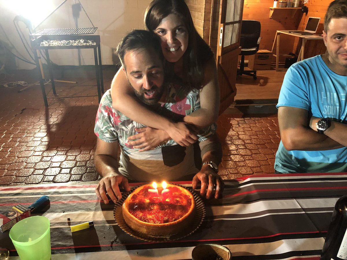 Victor_Bipolar's tweet photo. 😍🎉💥 🍾 @Tete_Bipolar si es que como no te vamos a querer♥️ https://t.co/PuAPlDhgKz