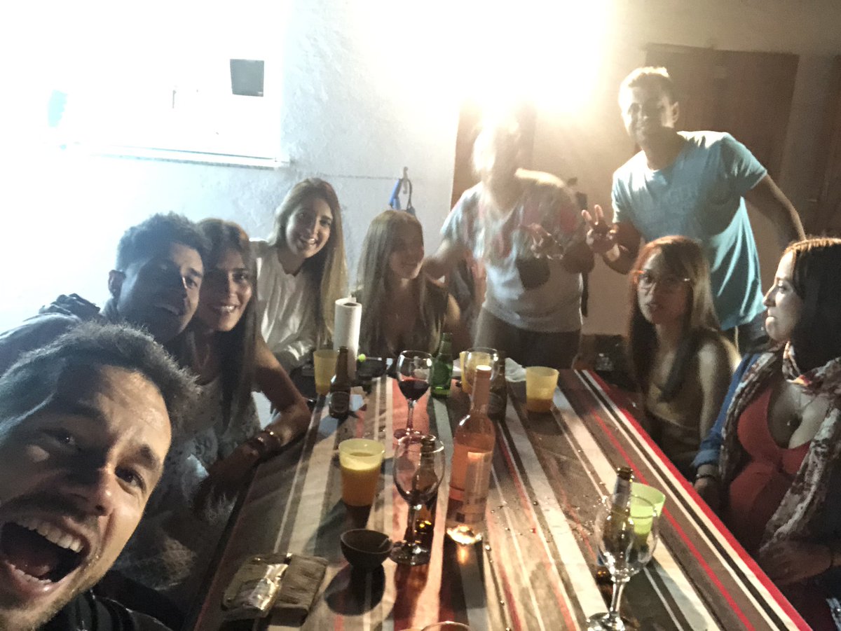 Victor_Bipolar's tweet photo. 😍🎉💥 🍾 @Tete_Bipolar si es que como no te vamos a querer♥️ https://t.co/PuAPlDhgKz