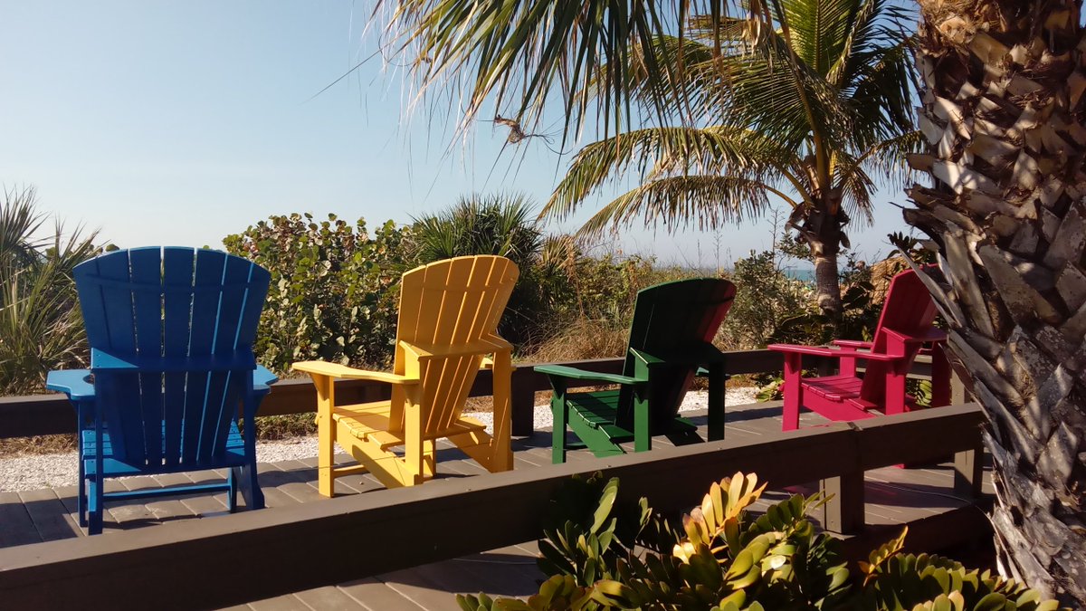 SuntideIsland's tweet photo. Grab a seat and relax! 
#suntideislandbeachclub #relax #lidokey #sun #sand #surf https://t.co/1jf1Msae4h