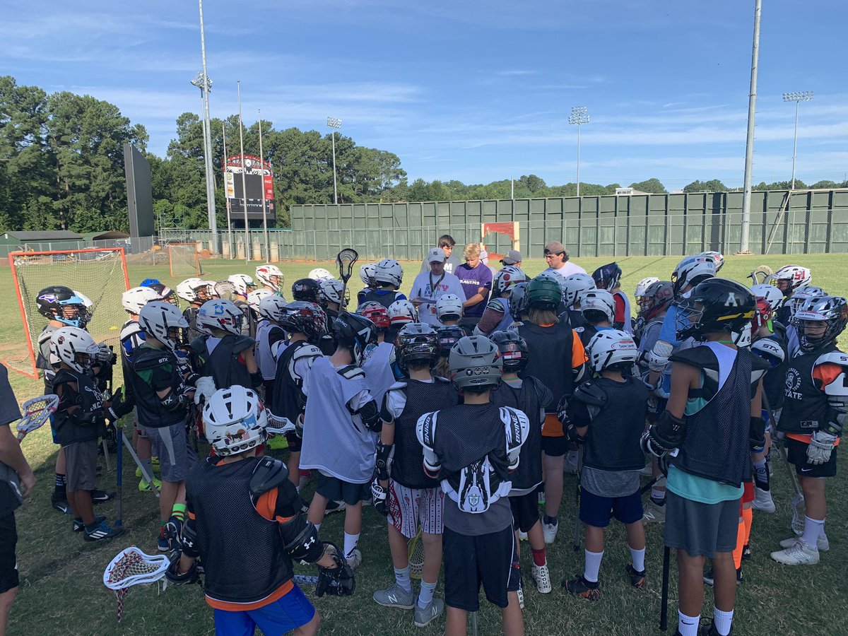 lacrosseschool's tweet image. Coach Hayden teaching D2 guys this morning! #teachthegame #getbettereveryday