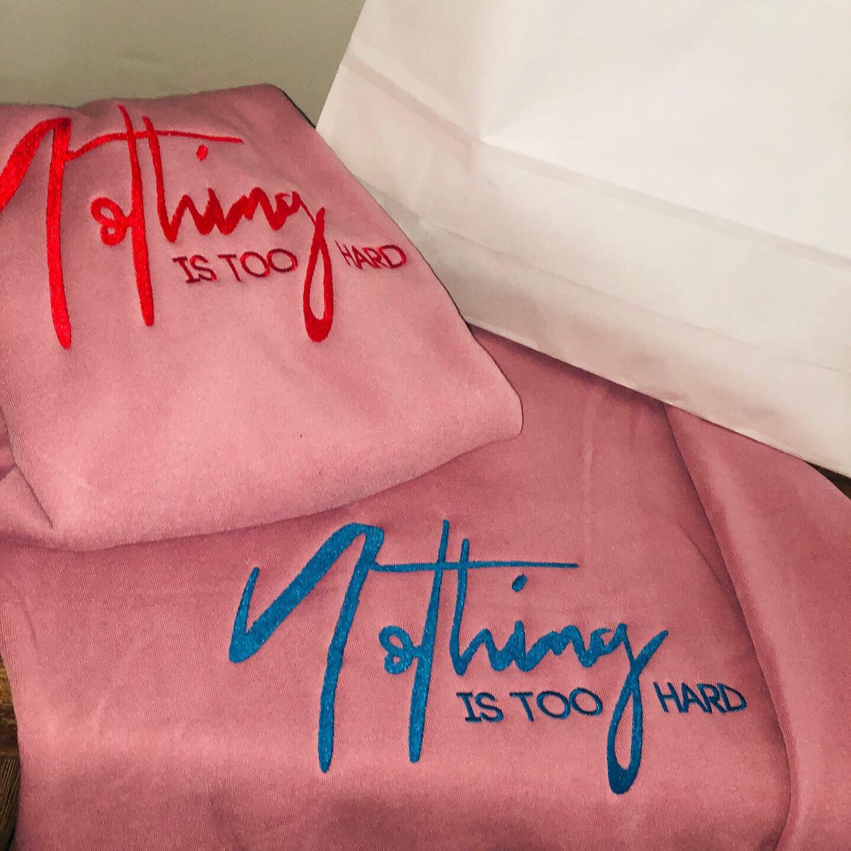 tumiwmj's tweet image. The embroidered range has landed and it’s looking a couple of cutes 🤩😍🙌🏾
.
. 
Temperatures are dropping rapidly but we have you covered☝🏽
.
.
NOHING IS TOO HARD sweater R350 📥
DM to order 
.
#jhbwinter #coldfronts #djsbu #nothingistoohard #jam #swaters #tumiwmj #singleout #wmj