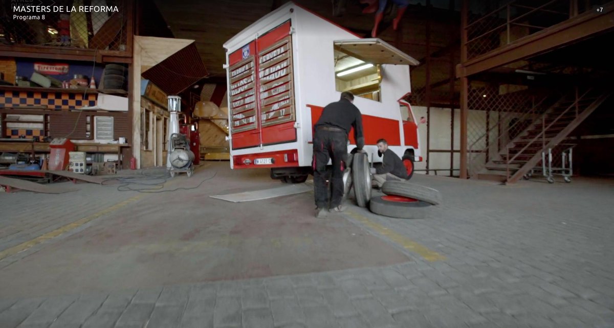 streettrucks_es's tweet photo. Os dejamos con algunas imágenes de #StreetTrucks en #MastersReforma8 @MastersReforma 🛠️Para conocer mejor nuestro trabajo y ver las reformas que llevaron a cabo los equipos en nuestros camiones, no os perdáis el programa al completo: https://t.co/cKPUVAeCpP https://t.co/axgWZMmAgc