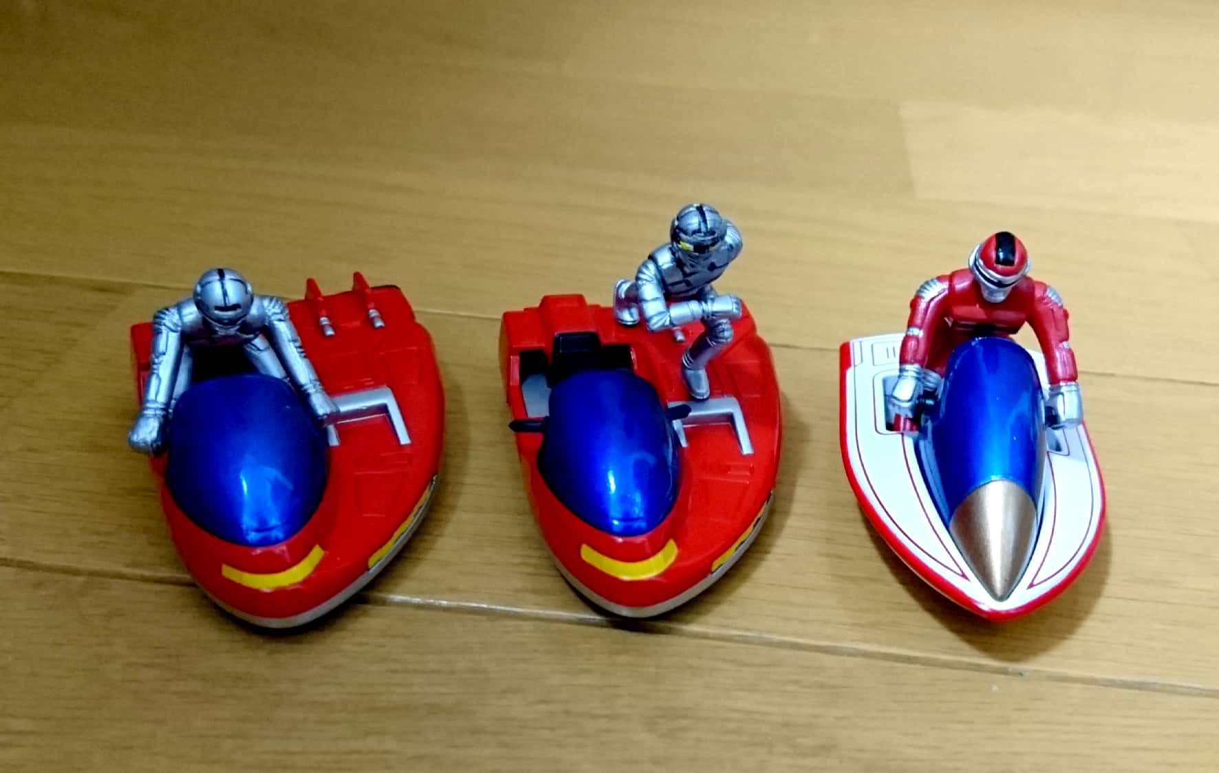 キャラウィール宇宙刑事ギャバン2種類宇宙刑事シャリバン1種類