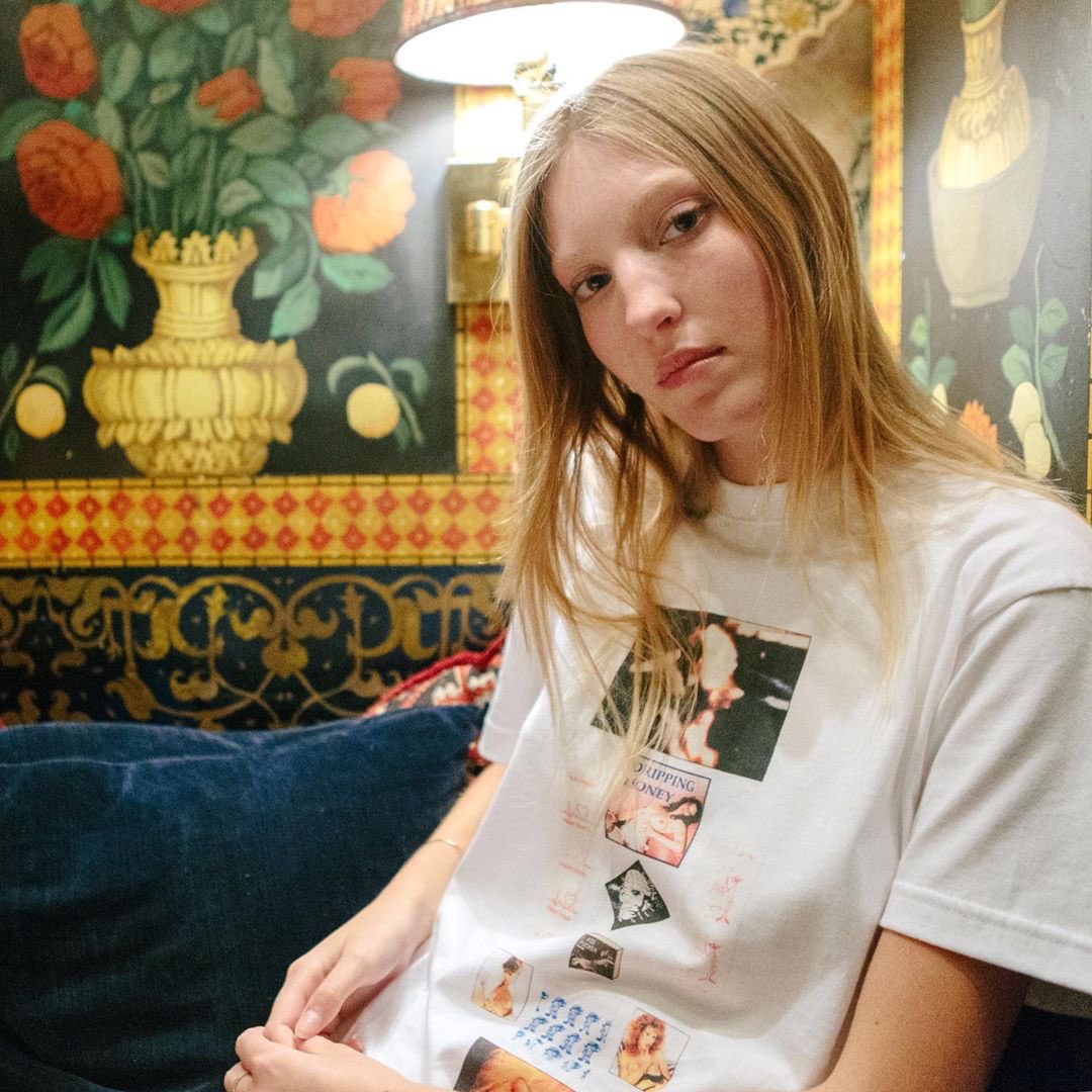 bonjour records on X: 