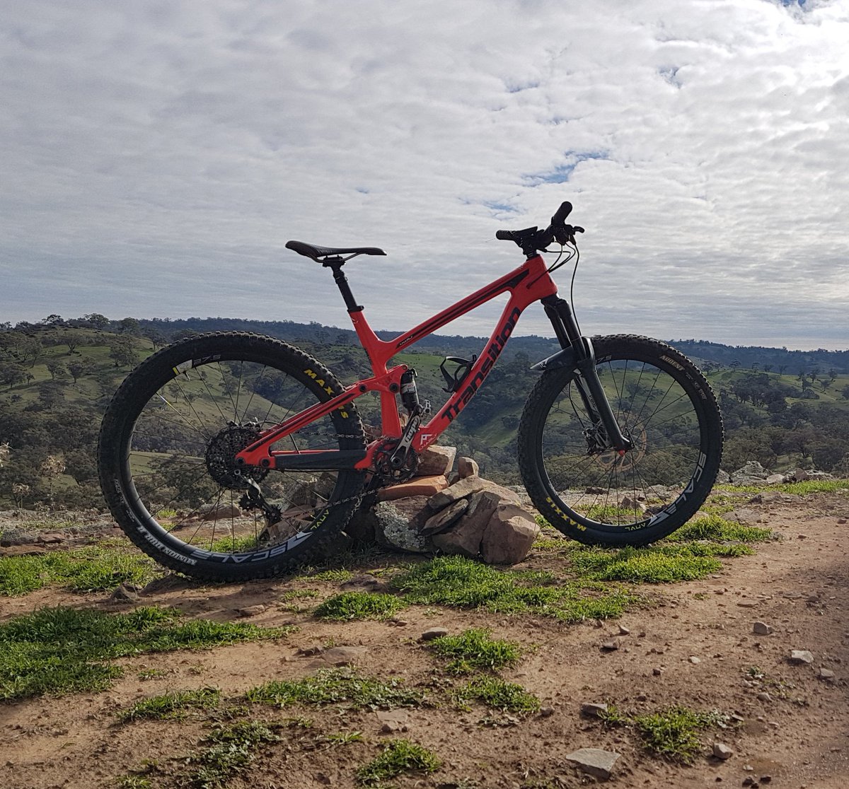 AnthonyODaniel's tweet photo. Get my fix these day on this whip. #knarly #knarlymtb #singletrackmind https://t.co/5vICa3seQA