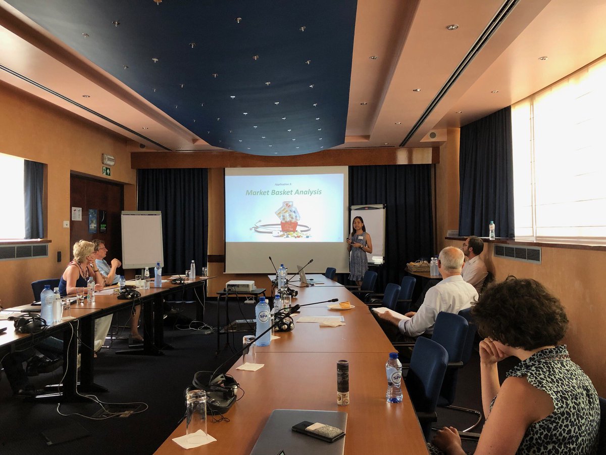 dirkvandenpoel's tweet image. Boardroom presentation of our MScMA student capstone project in cooperation with the Flux team in #PredictiveAnalytics and #MarketBasketAnalysis using #Python #bigdata #orms mma.ugent.be Congrats on a job well done! #opensource #UGentFEB