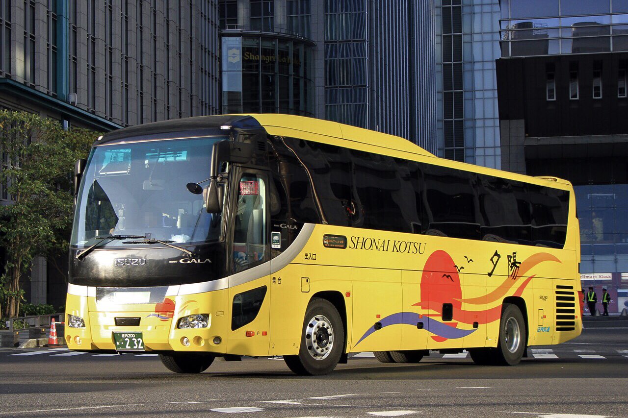 Koji Suda ひろプロ Sur Twitter さて そろそろ戻らなければ 東京ディズニーランド R 2135発 庄内交通 夕陽号 東京駅 Tdl系統 232号車 3c席 酒田庄交バスターミナルまで この系統に関しては 原則 夕陽号 大阪線と同様の中央トイレ仕様ガーラhd