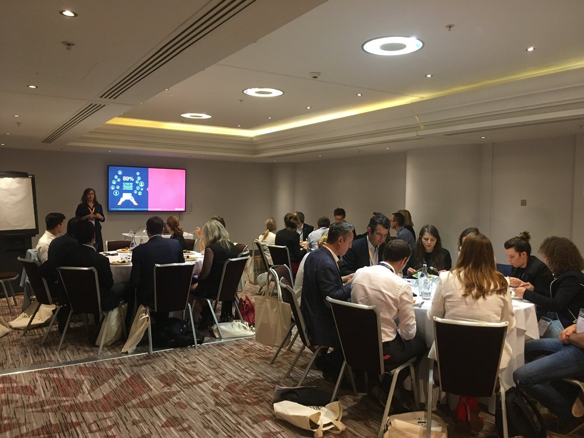 The <a href="/Tinyclues/">Tinyclues</a> MasterClass lunch kicked off earlier today. They enjoyed lunch while discussing how to reignite their campaign revenue 
#Digitaltravel #digitalmarketing #TuesdayMotivation #travel #DigitalTravelSummit