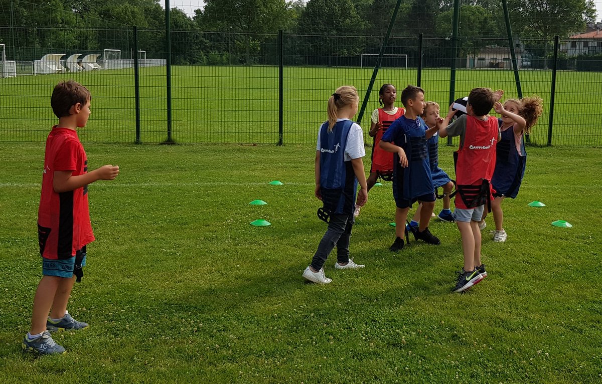 MichelDostes's tweet photo. Rencontre sports innovants avec les cycles 3 de @jeanjaures #auch 
#kinball #bumball #tchoukball et vortex @MBlugeon @DSDEN32
Une super conclusion avec la ville d'Auch .Merci https://t.co/m4Tk0dj9k3