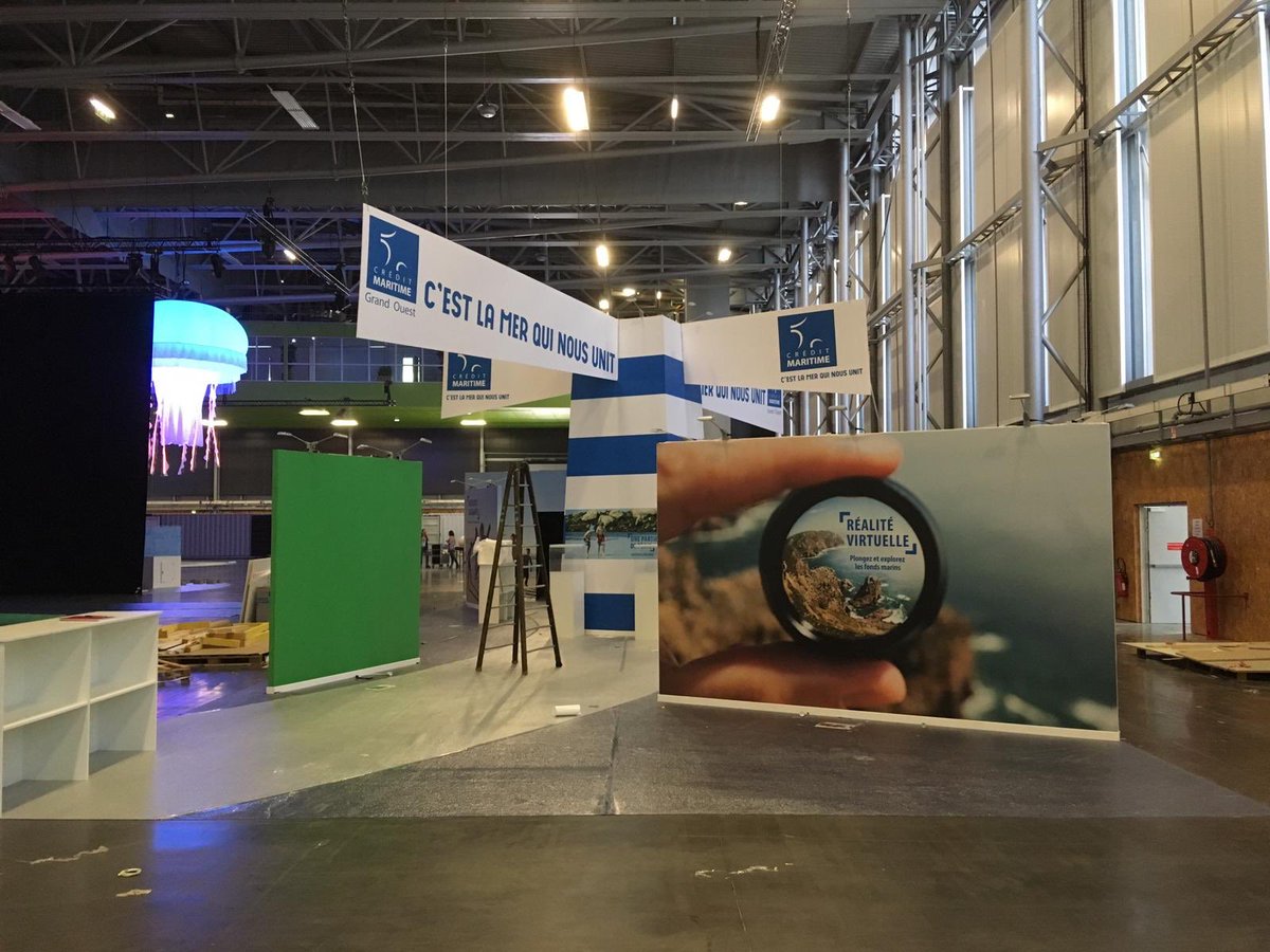 CreditMaritimeO's tweet photo. J-4 avant l’ouverture de @LaMerXXL ! Notre stand est presque prêt ! 😉 @Exponantes @jmbiette @OuestFrance44 🌊🐳💙 #CMGO #LAMERXXL #CestLaMerQuiNousUnit https://t.co/G7tYE0tsrv