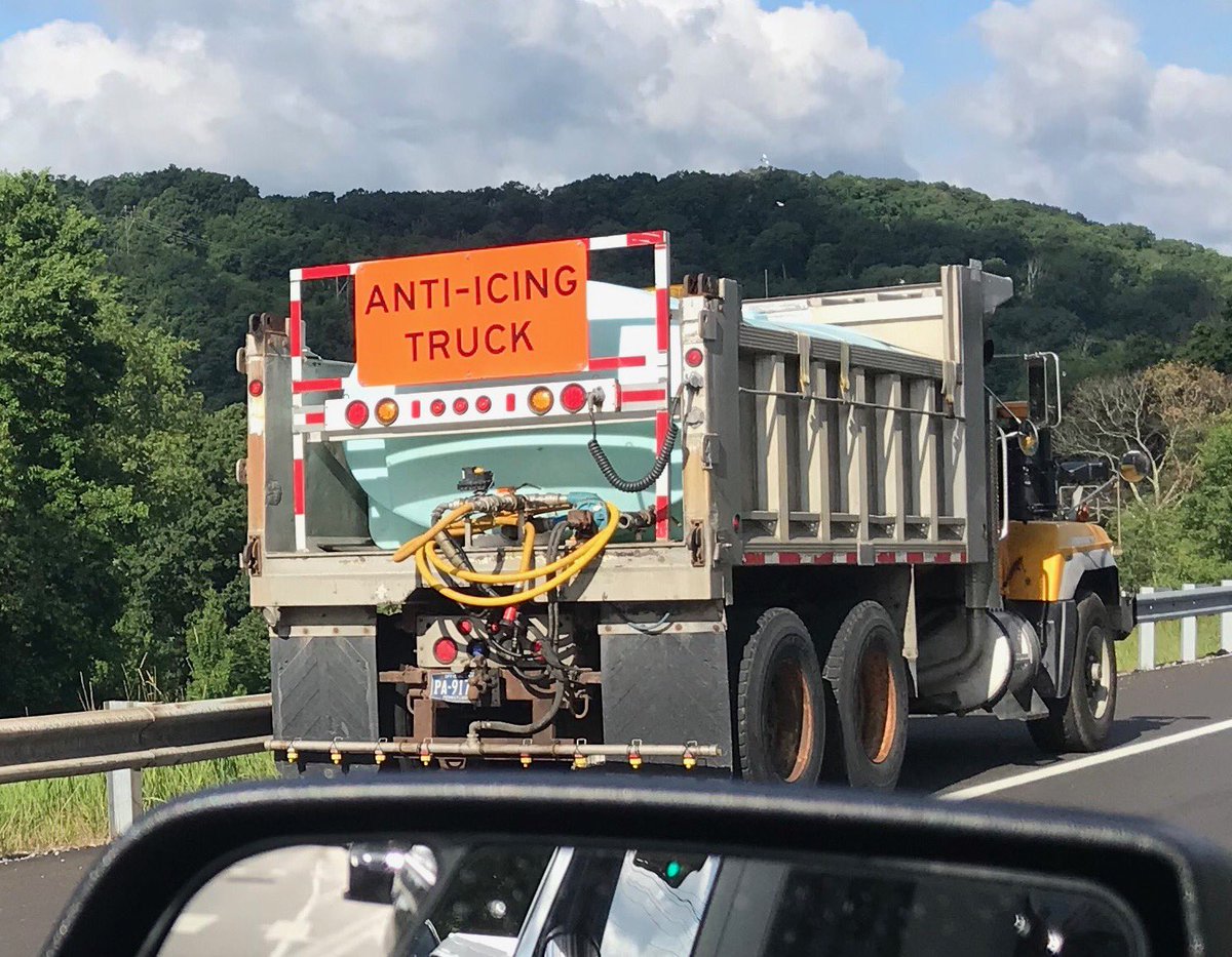 I feel much better knowing Penn Dot has the “anti icing” truck on the job on an 80 degree day 😂
#WhiteBoardWeather #BestOfTheBurgh
