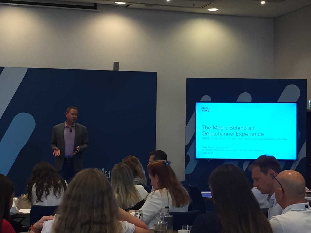 Sharing the ‘Magic Behind Omnichannel’. <a href="/thechadar/">Chad Reese</a> spending time with <a href="/CiscoPartners/">Cisco Partners</a> at #MktgVelocity. #WeAreCisco
