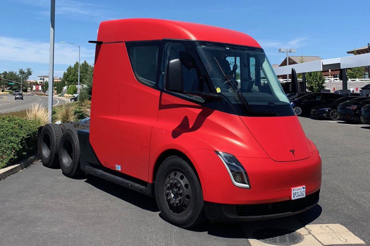 Tesla Semi Tesla Semi Truck Unveil Set For September