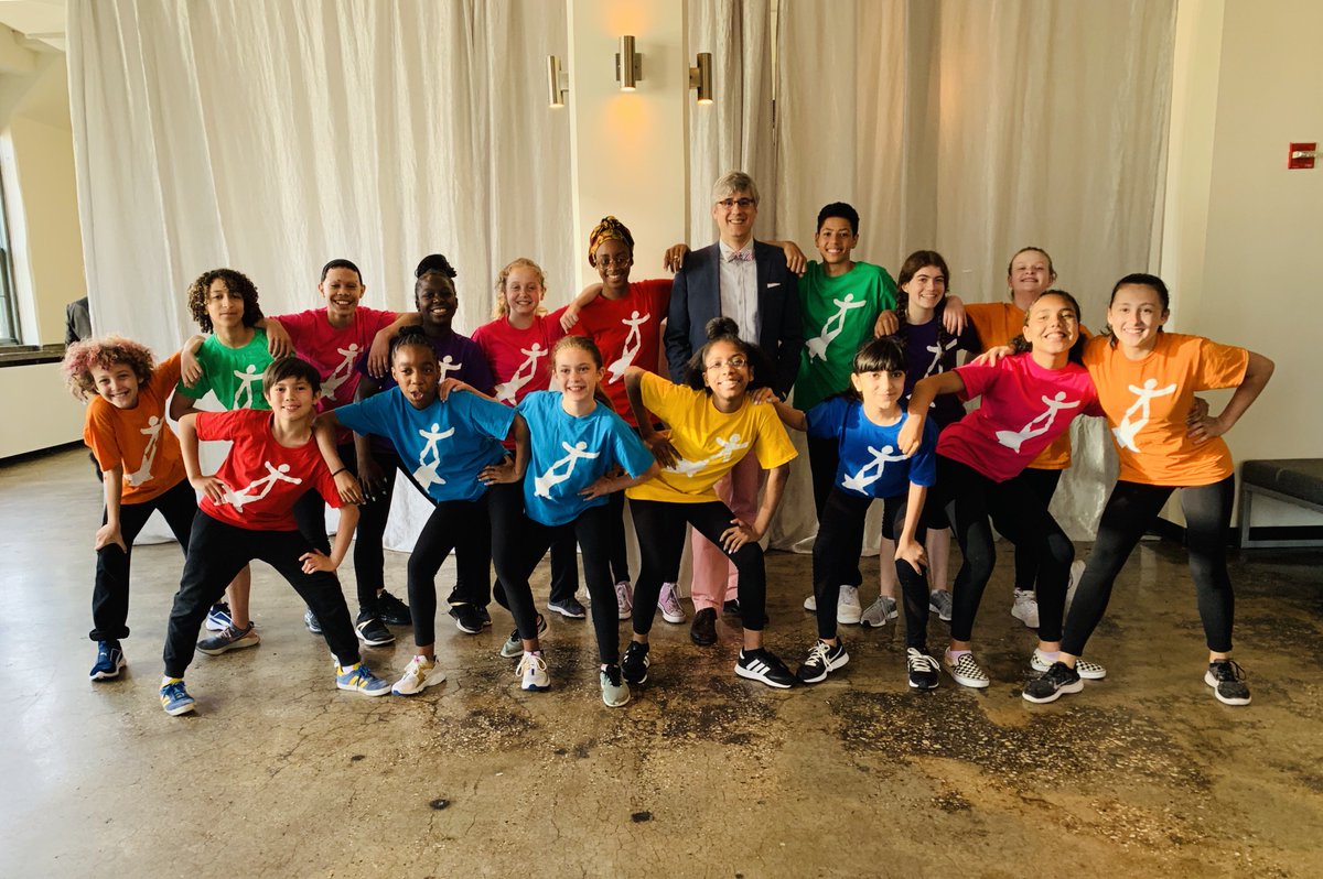NationalDance's tweet photo. Hangin' with the stars! Last night, NDI's Celebration Team met @MoRocca, @CBSSunday correspondent, at the gala of @ICNY during which they performed. Mo is ready to join our Celebration Team; all he needs is an NDI t-shirt! #NDIPerforms #nationaldanceinstitute #NDICelebrationTeam https://t.co/TciGa1N3F1