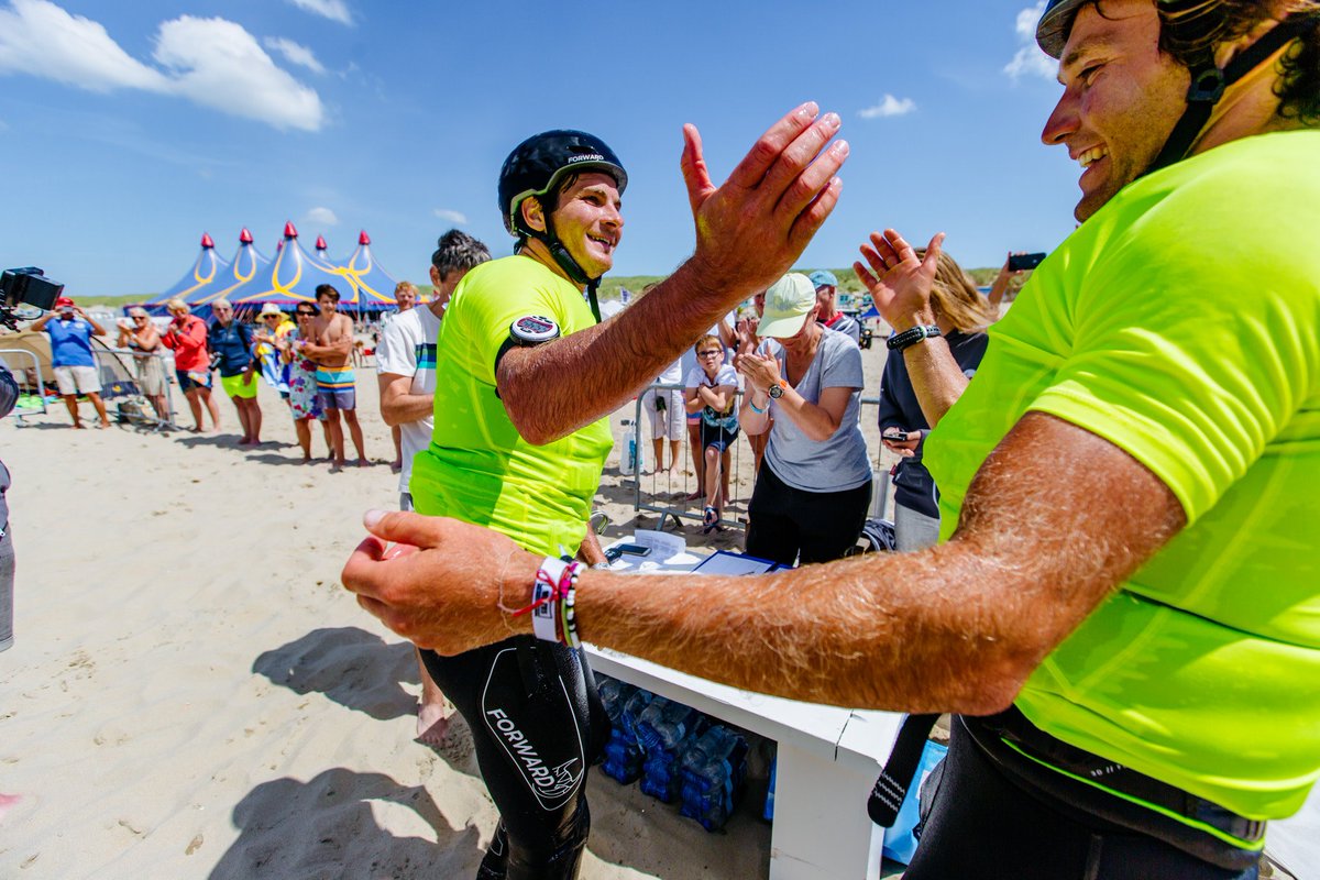 wavesfestivalnl's tweet photo. Wij genieten nog heerlijk even na van een zonovergoten eerste editie van WAVES Festival! #WAVES2019๐ค https://t.co/bkzWXavFab
