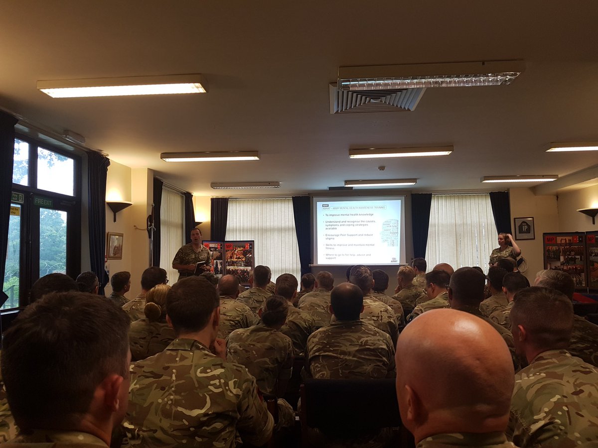 1RegtRMP's tweet image. The Officers and SNCOs of #team1 receiving a brief from the Army #OPSMART team. Discussing the importance of #mentalhealth and optimising performance through Stress Management and Resilience Training #mentalhealth  #mentalfitness @CO1RMP @1MPBrigade @ColTimB @BritishArmy