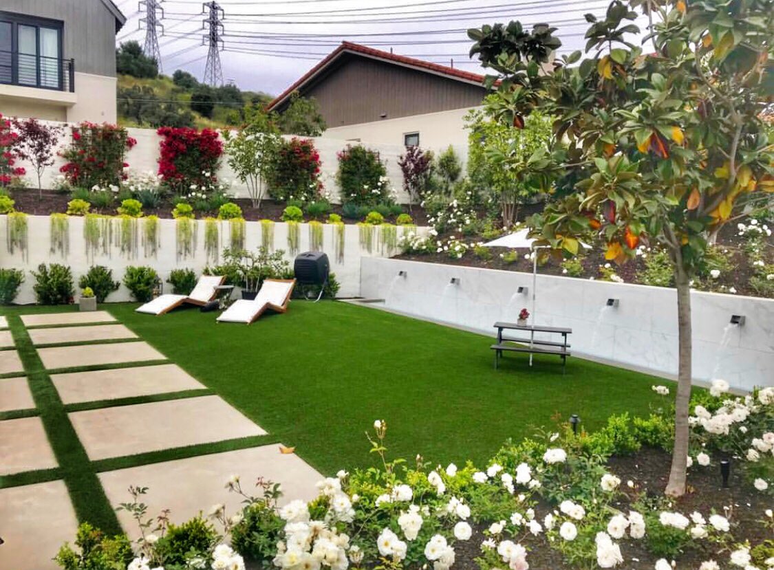 mattboone19's tweet photo. Clean Look Synthetic Turf Install @sanjuancapistranocom #synturf #artificialturf #syntheticturf #fauxlawn #backyardturf #deodorizer #nomud #cleanfeet #happycustomer #perfectinstall https://t.co/0l8EXtXCUb