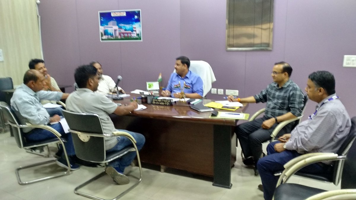 MSCL19's tweet photo. In a press conference, Sri Sanjay Chauhan, CEO, Moradabad Smart City Limited, talked about details of different sub projects undertaken in Moradabad smart city project along with their present status. https://t.co/cJbu5B4Nbm