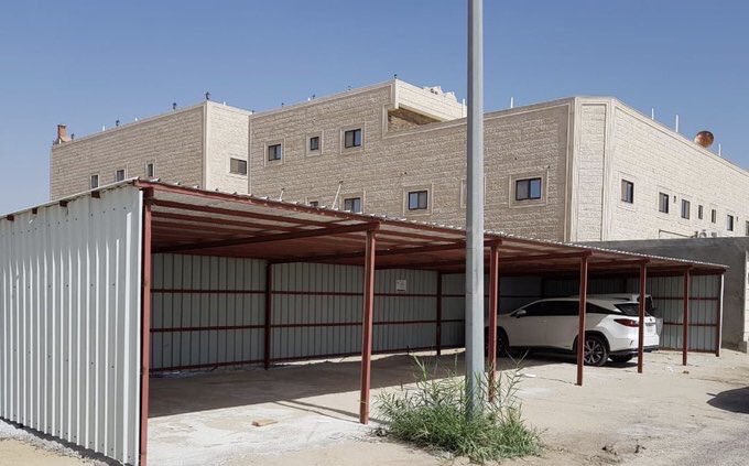 afarNasser's tweet photo. بلدية محافظة القطيف تحصر أعداد المظلات المخالفه تمهيداً لإزالتها من اجل ازالة مظاهر التشوه البصري ، لكن التشوه العقلي من الشمس ودرجة الحرارة ما فكرو فيه ؟؟ https://t.co/QxYT5NYLfh
