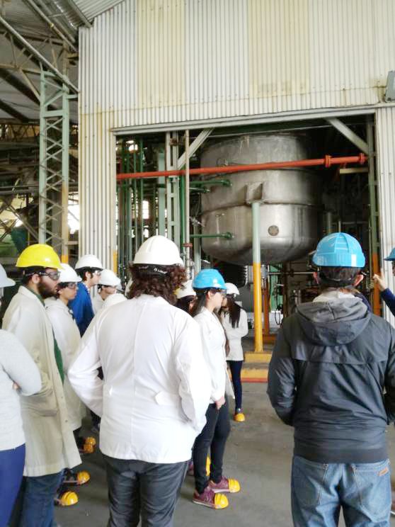 UPLLtd's tweet photo. Visiting the #UPLArgentina plant and gaining practical knowledge about scientific theories was a golden opportunity for the students of the Technical Chemistry Technique at #SanJose.
Know more about UPL’s CSR initiatives: https://t.co/RJSeGqecoY
#UPLCSR #OpenAg #OpenHearts https://t.co/WpGd0gmky7