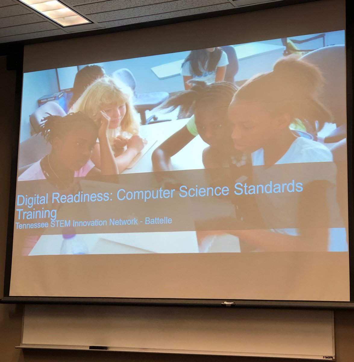 Becoming Digital Ready! Computer Science  Training ⁦<a href="/theTSIN/">Tennessee STEM Innovation Network</a>⁩ #CS4TN ⁦<a href="/TNedu/">TN Dept of Education</a>⁩