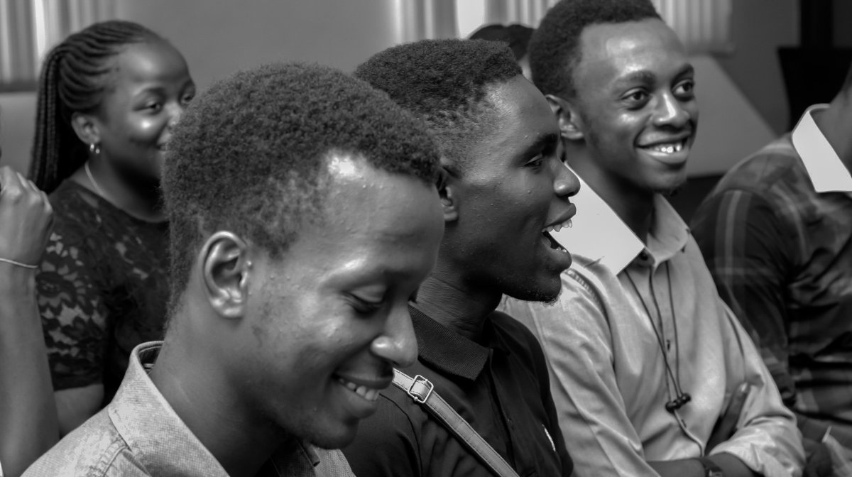 bacnconnect's tweet photo. We say pictures speak louder than words!
Photos from members of the #peculiarset of @CUHEBRON at the fireside chat.
#bacnengage #firesidechat #bacnconnect #peculiarset #covenantuni https://t.co/JeU1qp8fwr