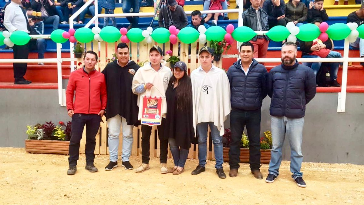 Mejor Nuevo Expositor
Ganadería: Rancho La Sultana
Ubicación: Sesquile - Cundinamarca
8 y 9 de junio 2019
II Expofleckvieh
Corferias Bogotá, Cundinamarca
#asosimmentalsimbrahcolombia #asosimmentalsimbrah #asosimmental #IIExpofleckvieh #simmental #fleckvieh #simmentalfleckvieh