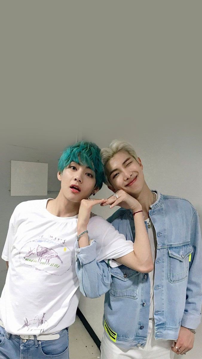 HunhThKiuMy6's tweet photo. Ngày mai là ngày đầu tiên tui đi phỏng vấn đó mọi người
#TeenChoice #ChoiceInternationalArtist (@BTS_twt) https://t.co/TzATifjO6o