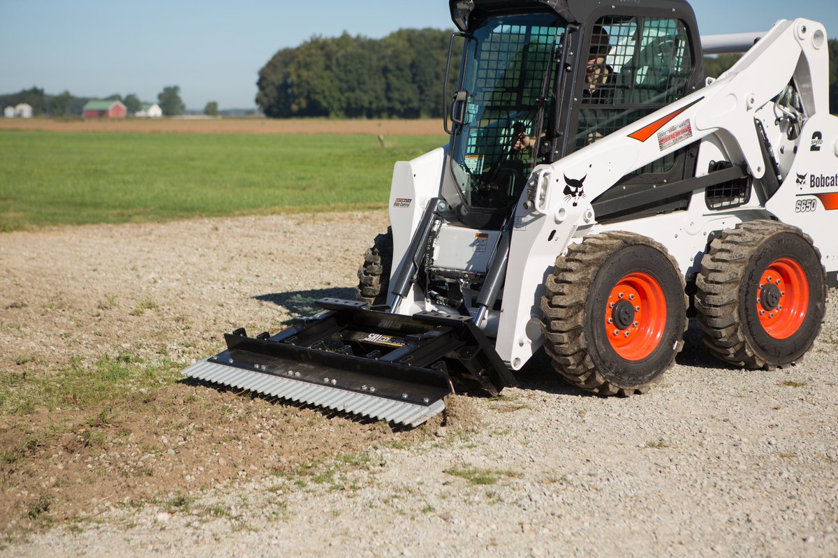 ABIattachments's tweet image. What is the SR1 known for? Loosening and raking the toughest material to prepare for seeding and finishing! #TuesdayTip #TurfTips