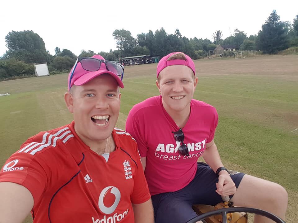 Here’s a few more pics from the highly successful #SUCCC #PinkDays in 2017 (vs Seagry) and 2018 (vs <a href="/CCBeehive/">Beehive SCC</a>)

We look forward to raising lots more money for @againstbc on Saturday. It’s going to be another explosion of all pink everything at Sevenhampton!!