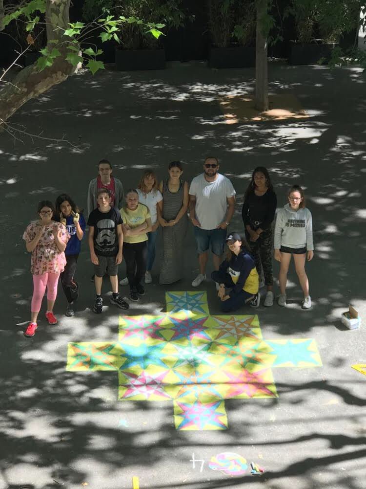 Défi fresque! Félicitations aux gagnants: classe de 5è4! Bravo à l’équipe de mathématique!