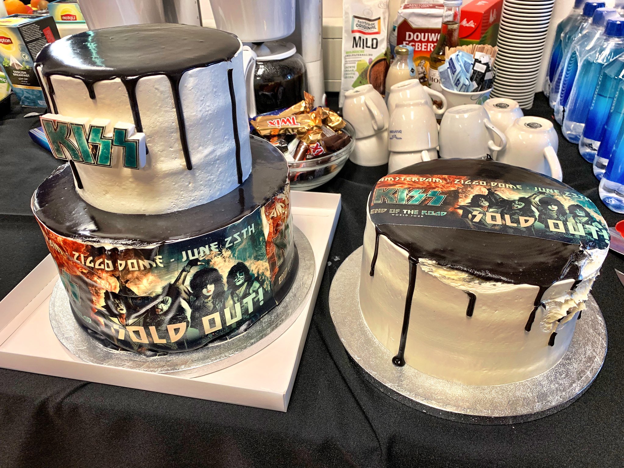 Details more than 150 birthday cake delivery amsterdam super hot in.eteachers