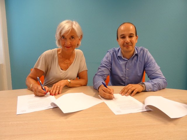 Zicht en sturing door raadsleden op jeugdbeleid is gewenst. De Nederlandse Vereniging voor Raadsleden (voorzitter Bahreddine Belhaj) en het Nederlands Jeugdinstituut (directievoorzitter Ans van de Maat) tekenden vandaag een samenwerkingsovereenkomst