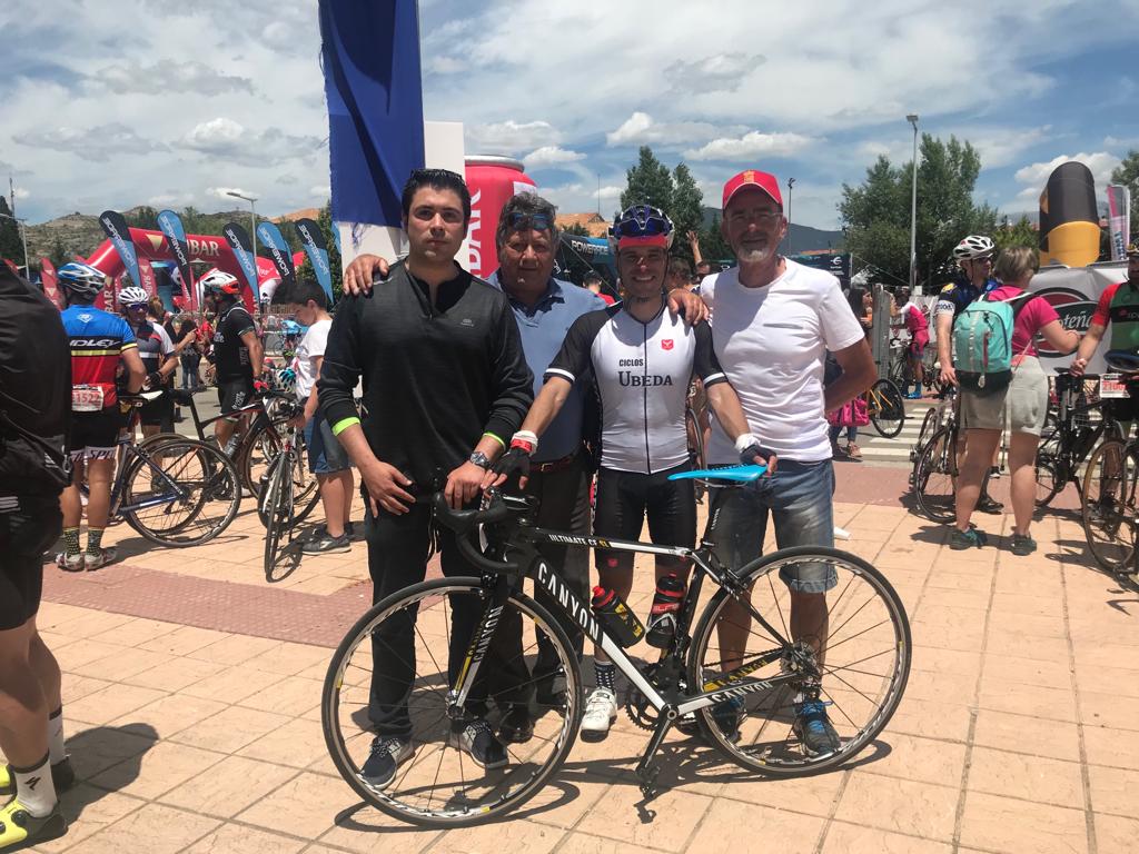 dsuarzga's tweet photo. #QH2019 🌞🚴💨 🍺👌 https://t.co/G7t5wKpRQY