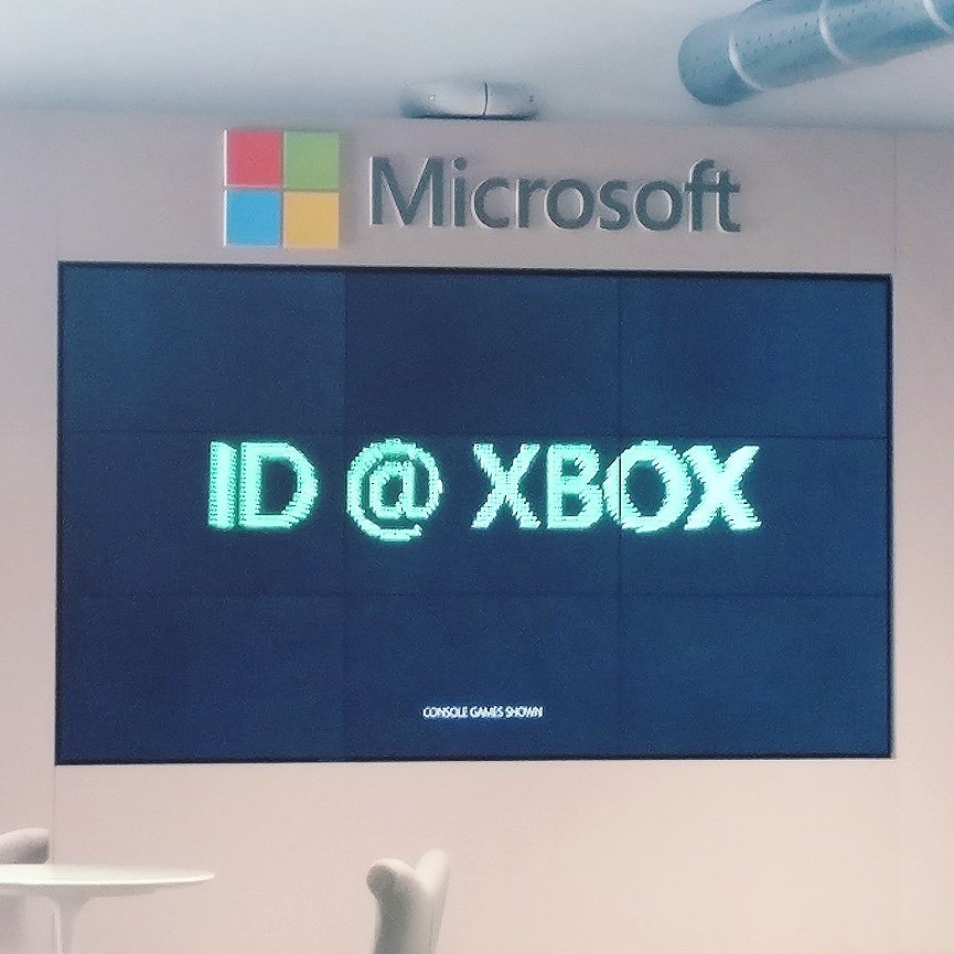 At the #MicrosoftHouse once again!
#id_xbox #indiedev