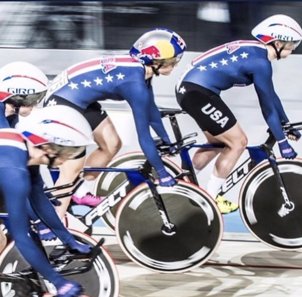 🇺🇸 We are so proud that we got our start by partnering with the Women’s @usacycling team ahead of Rio 2016. We worked closely with them to ensure our tech empowered them w/ the critical data needed to achieve optimal performance 🏅 What an impact #wearabletech has! 👓