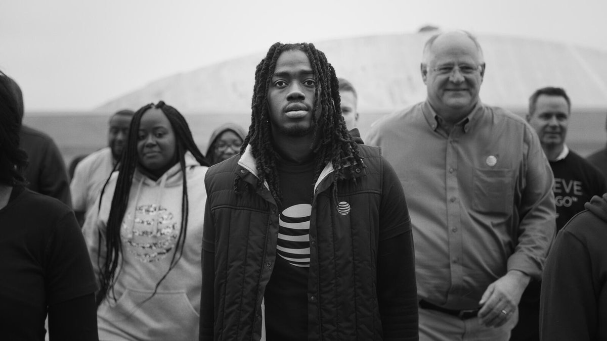 JulieBaucom's tweet photo. I'm proud to work for AT&amp;T, a company that's #BuiltbyBelievers. We're making meaningful change in our communities. Check it out! https://t.co/FKZW5Ce4qA #attemployee https://t.co/12VfEyjkpZ