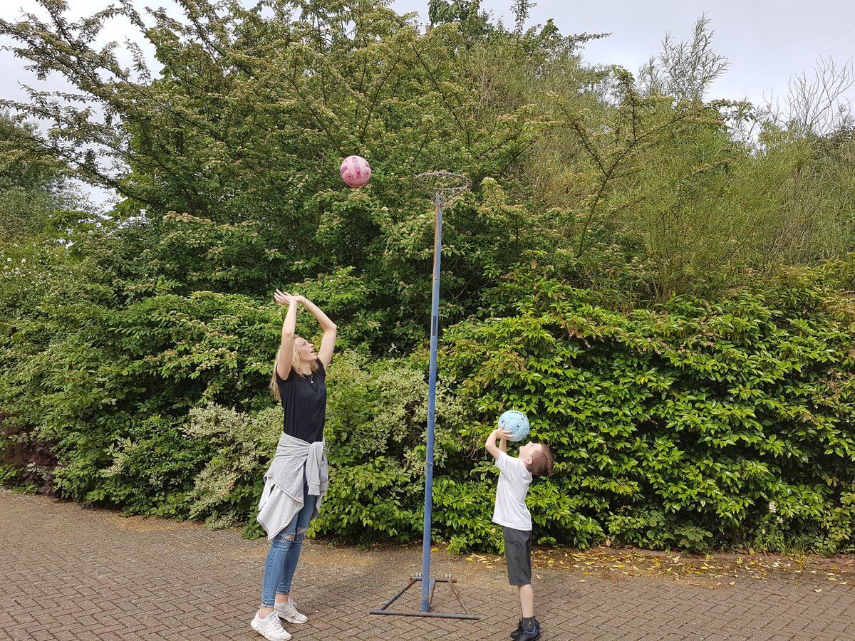 ChrisHarten32's tweet photo. Rusty post out and in world cup training with her expert partner. https://t.co/9r51u6BgT2