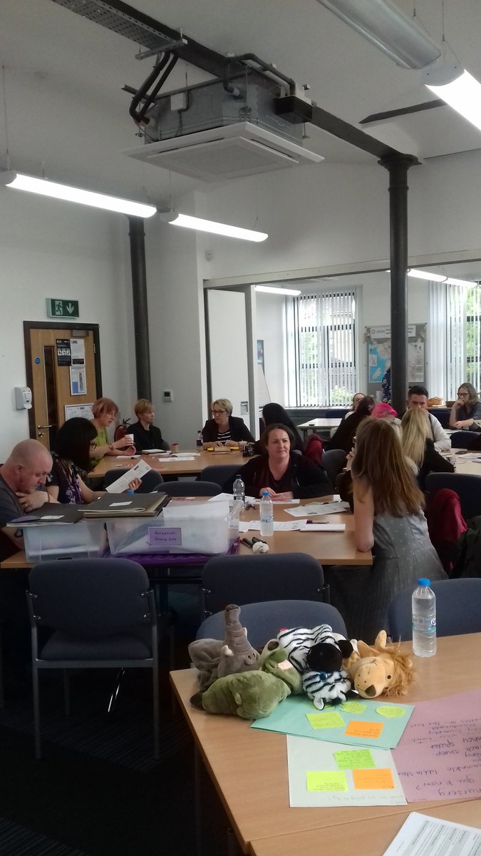 KTFamLearning's tweet image. Celebrating the success of the Voice Pendle project here at Lancashire Adult Learning's Northlight venue #Voicependle #voice21 @LancsLearning @alisonrushton @nicolahall332 @AlMash @beard_jenkins