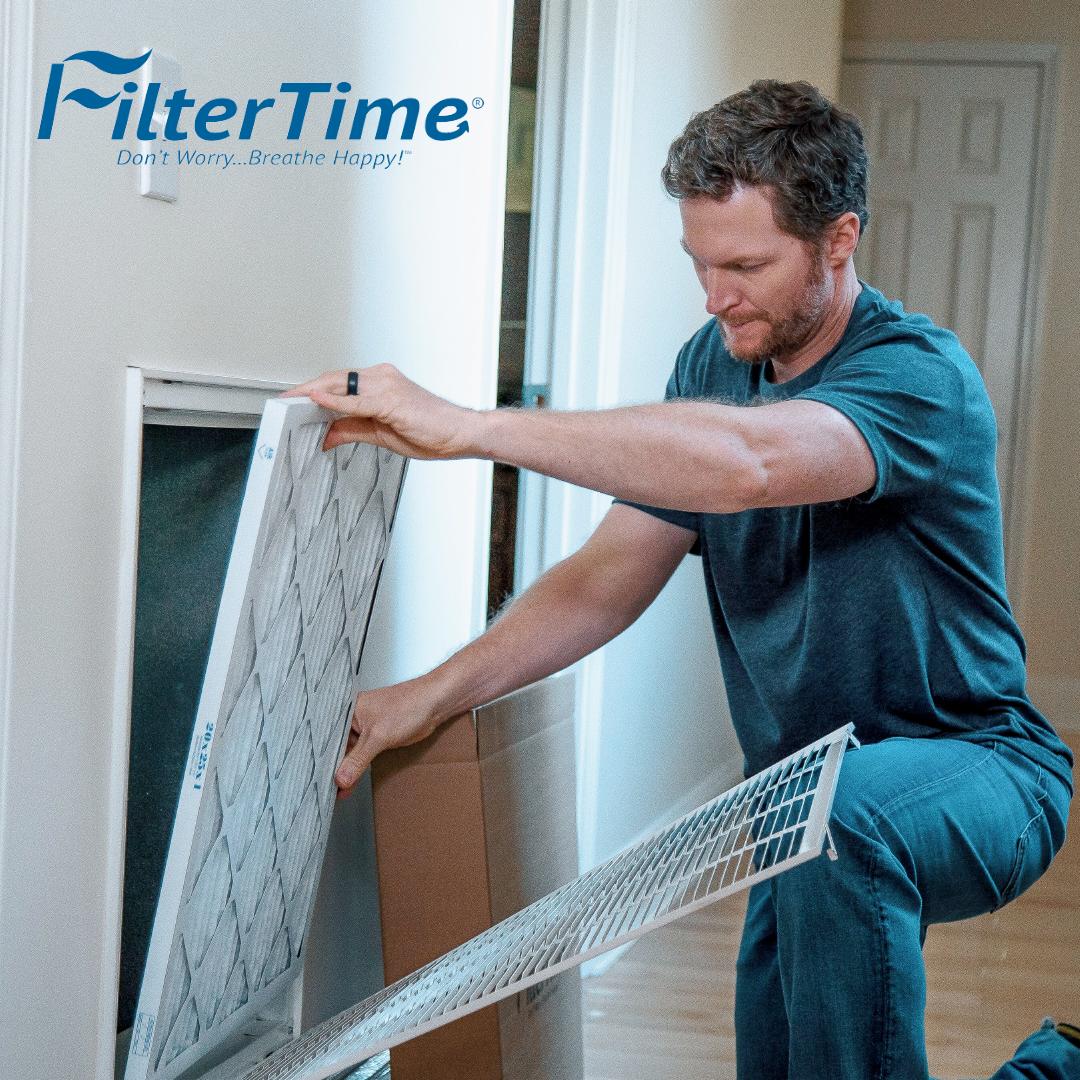 FilterTime's tweet photo. Drivers, Start Your Engines -- Customers, Change Your Filters! #FilterTime #nascar #startyourengines #itsfiltertime
https://t.co/N2icp1Tgy0 https://t.co/7xY8eegYQT