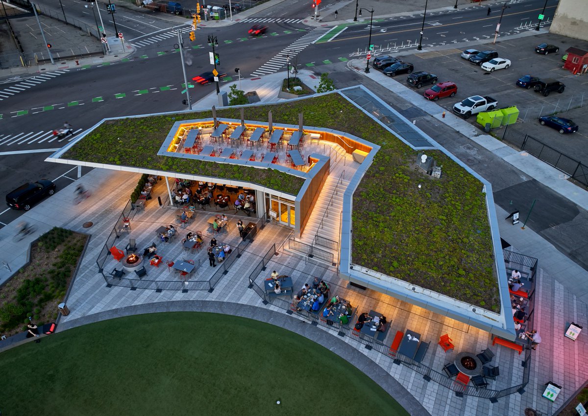 Illuminart_ltg's tweet photo. Wondering what's behind the hype? Check out this photo tour of the award-winning Lumen at @beaconparkdet https://t.co/vBdZvp6FGY #LEEDSilver #DTE #Detroit #green #LivingLAB #DTEenergy https://t.co/HXsURQVIcl
