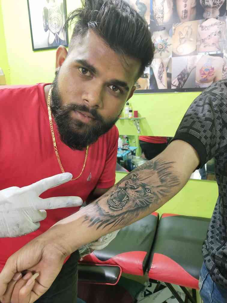Angry Lion Face Temporary Body Tattoos at Rs 200piece Temporary Body Tattoos in New Delhi ID 25052896112