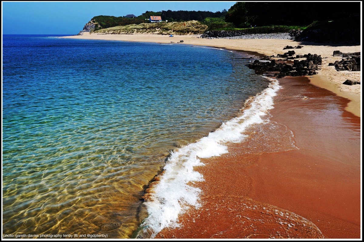 sea pristine 
as a parable
on a monastic island
knows the nikon oracle
*Caldey Island home to Cistercian Order of monks, off Tenby Pembrokeshire
@TenbyOfficial <a href="/ItsYourWales/">It's Your Wales</a> <a href="/ThePhotoHour/">#ThePhotoHour</a> @ruthwignall <a href="/visitwales/">Visit Wales 🏴󠁧󠁢󠁷󠁬󠁳󠁿</a> <a href="/WalesCentre/">Pembrokeshire, where else🤷🏻‍♂️</a> <a href="/WalesCoastPath/">Llwybr Arfordir Cymru / Wales Coast Path</a> <a href="/cleanseascragen/">Small World Theatre Puppetry</a>