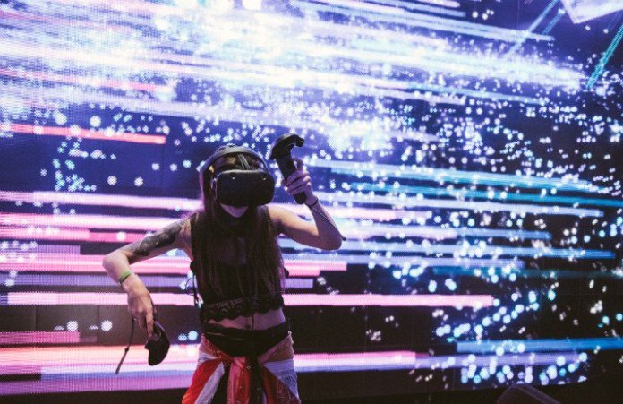 virtrealitytime's tweet photo. Where Can I Go Dancing in VR?! #Machine Nightclub @UniofOxford #WaveVR
@PlayPSVR #Oculus Quest @oculus @PS4VRNews #VRChat #VR/#AR #housemusic @GDub__ #Dance Central VR
https://t.co/AZQSA9Rcss https://t.co/1aJEU9y77b